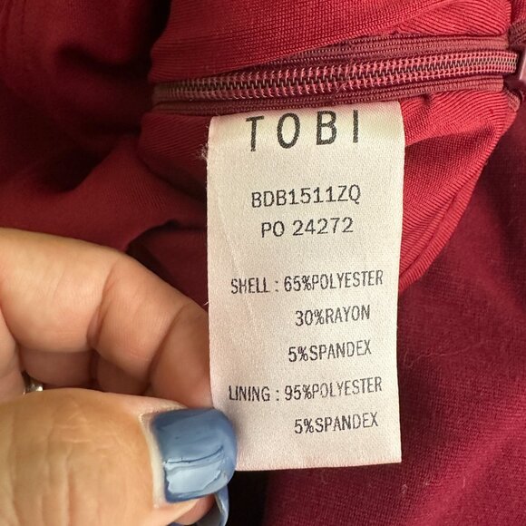 2/$30 Tobi Notched Long Sleeve Crop Top Wine XS #A0347 TRB2 - Picture 7 of 8